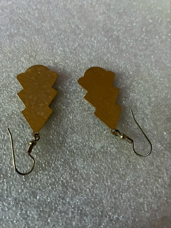 Gold-Tone Navy Floral Enamel Drop Earrings - Picture 3 of 3